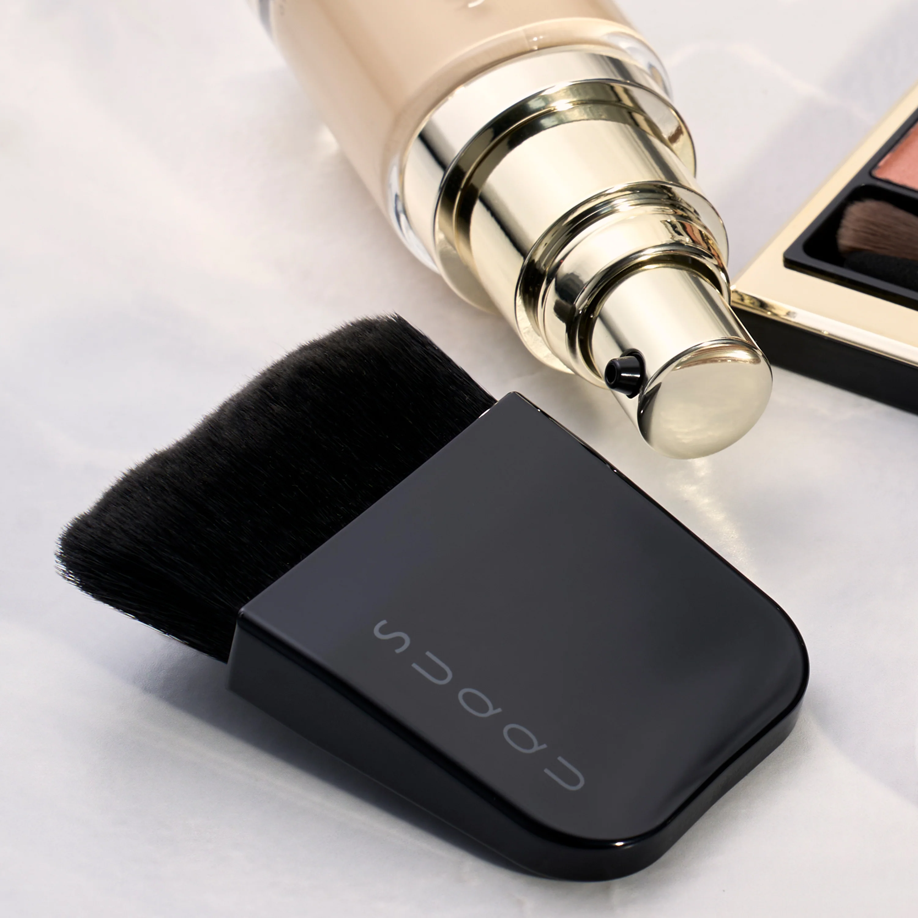 FOUNDATION BRUSH - Image 3
